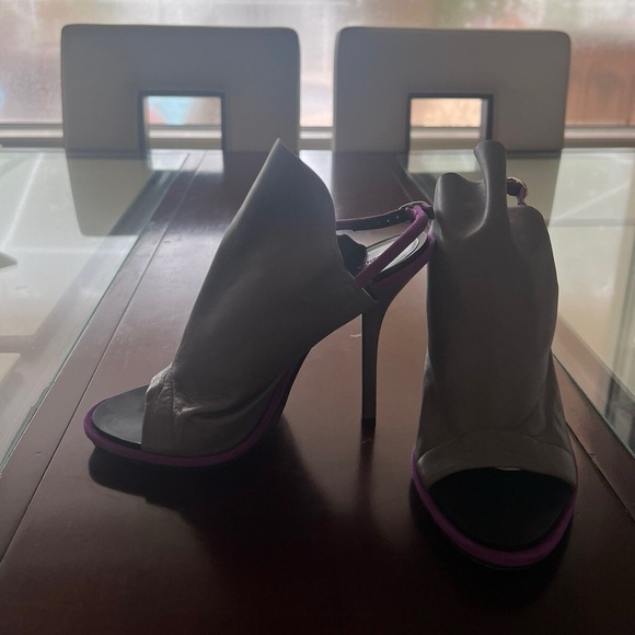 Balenciaga Cagole Leather Heels - Picture 1 of 5